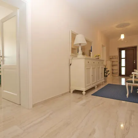 Apartmenst Slavica 1654 *