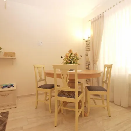 Apartment Apartmenst Slavica 1654 *